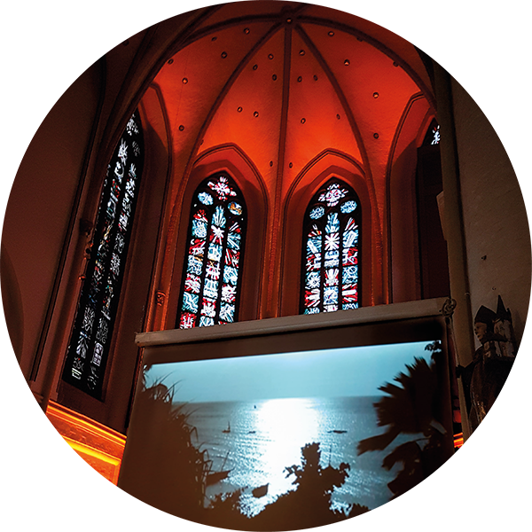 BILD_web_StPetri-AzaniaFrontCathedral_R_38_stPetri